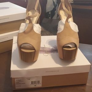 Jessica Simpson Platforms